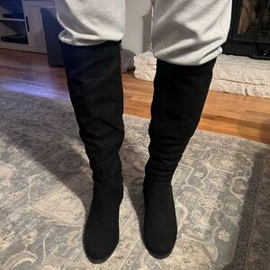 Black suede heel boots